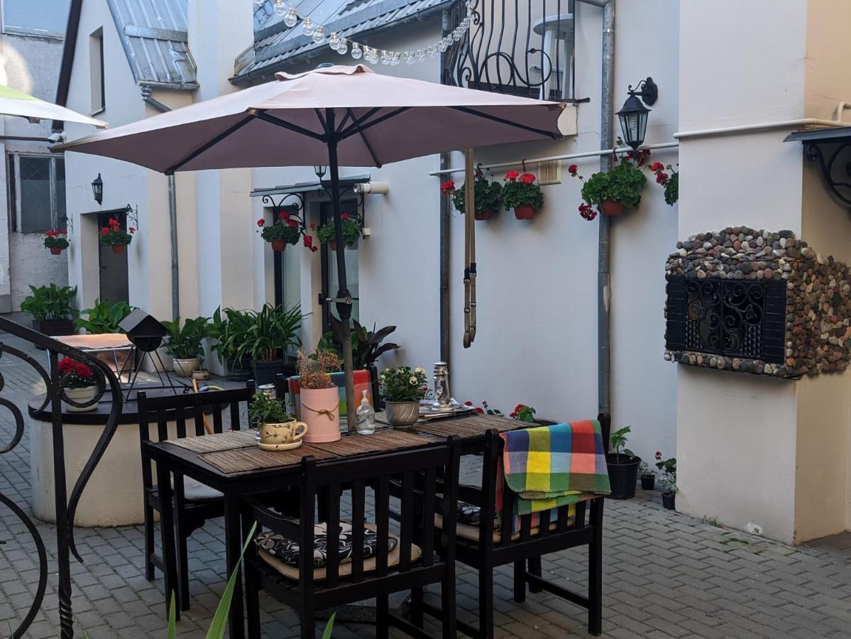 Guest House Nika - Cottages And Rooms In The Heart Of Palanga City Center Luaran gambar
