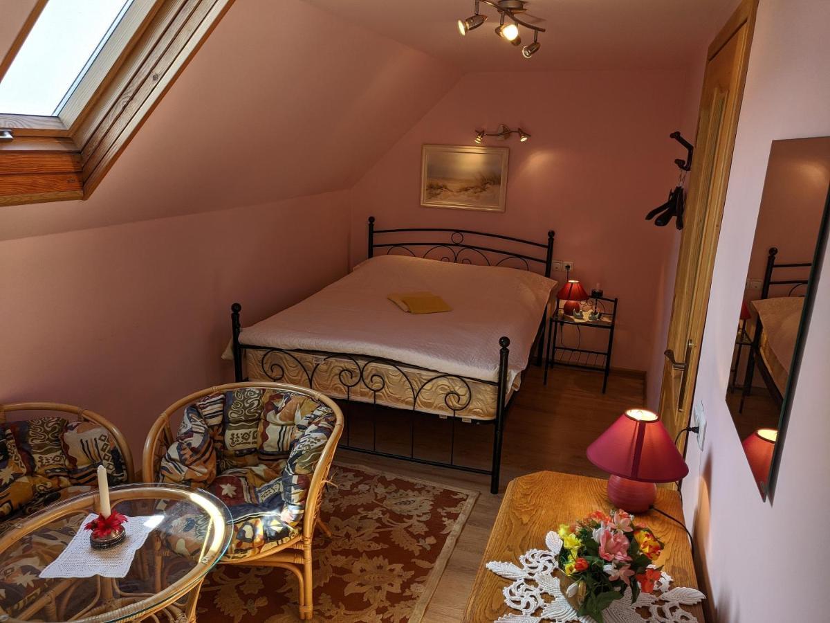 Guest House Nika - Cottages And Rooms In The Heart Of Palanga City Center Luaran gambar